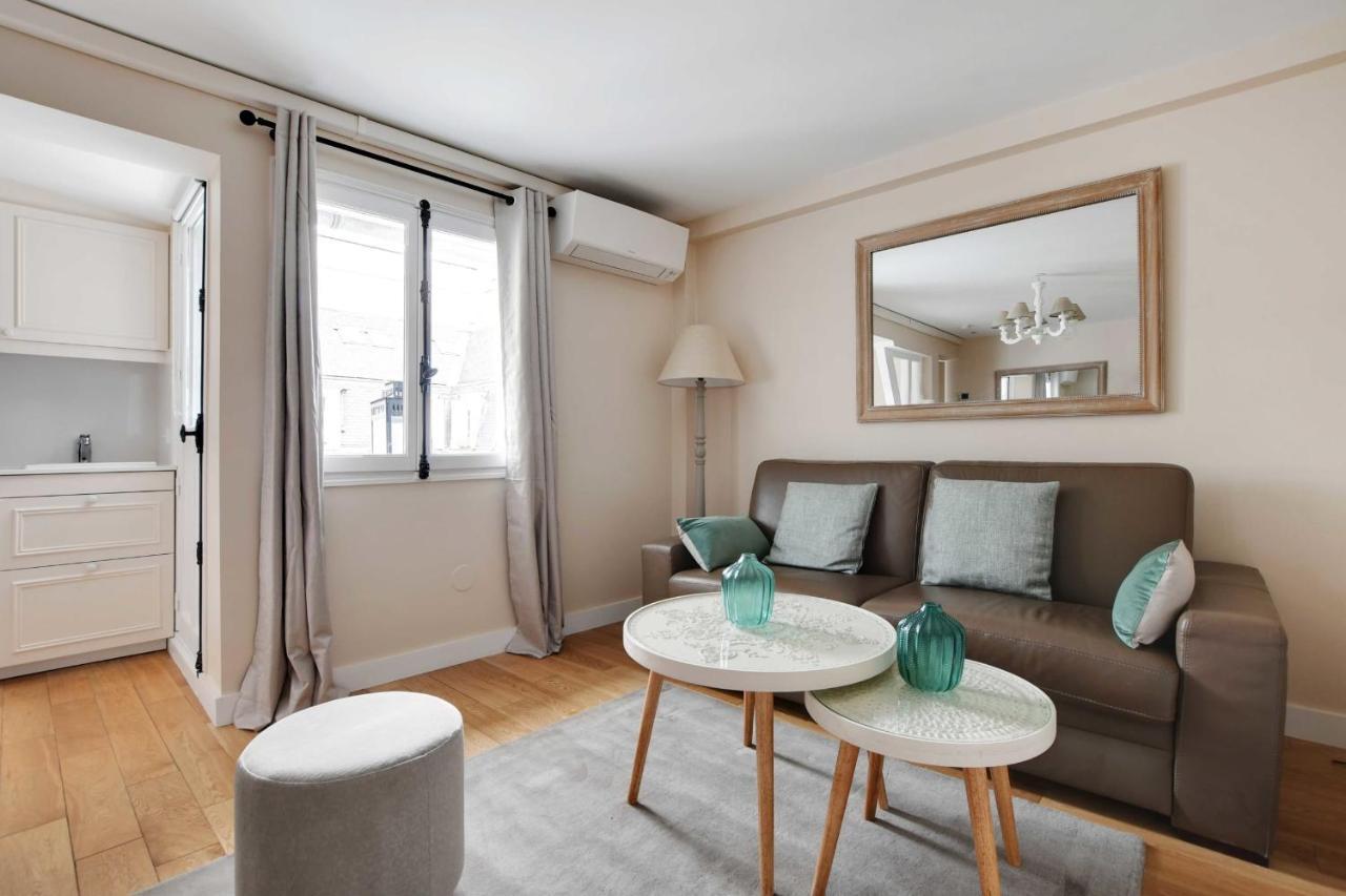 Appartamento Amazing Duplex 4P- Louvre Museum Parigi Esterno foto