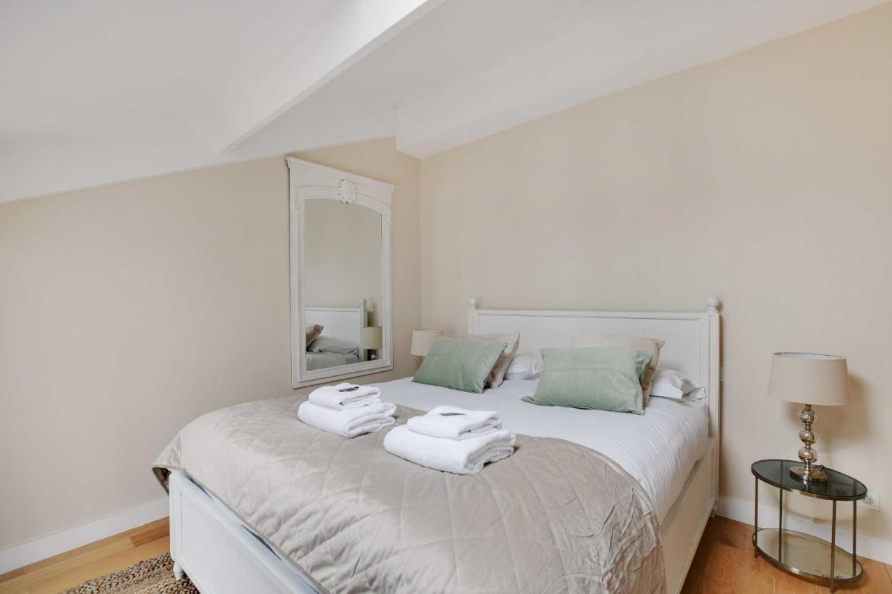 Appartamento Amazing Duplex 4P- Louvre Museum Parigi Esterno foto